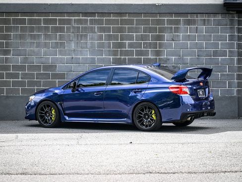Used 2018 Subaru WRX STI AWD/4WD image 4
