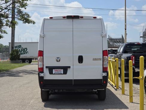 Used 2023 RAM ProMaster 2500 FWD image 13