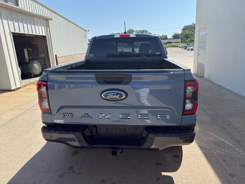 Used 2024 Ford Ranger Lariat w/ Trailer Tow Package AWD/4WD image 11
