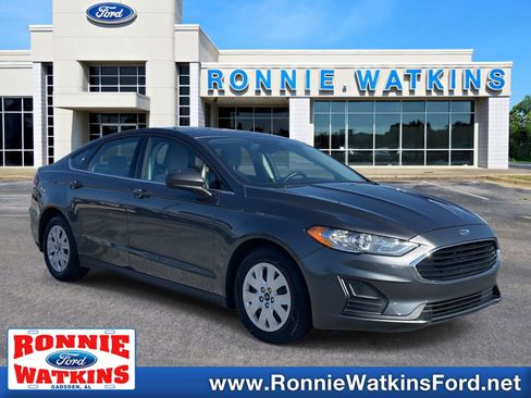 Used 2020 Ford Fusion S image 1