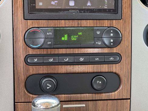 Used 2004 Ford F150 Lariat image 5