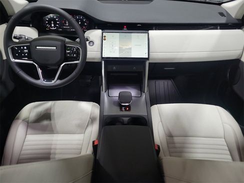 New 2024 Land Rover Discovery Sport S image 26