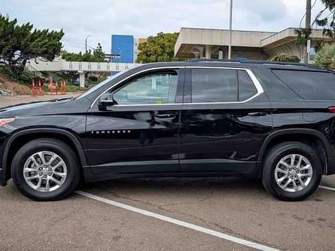 Used 2020 Chevrolet Traverse LT image 7