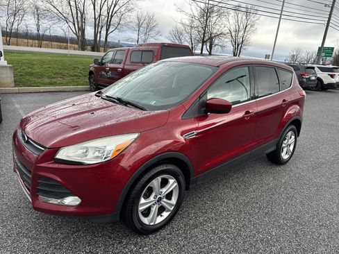 Used 2014 Ford Escape SE image 4