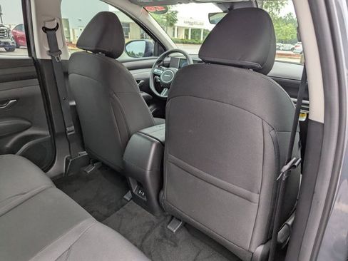 Used 2026 Hyundai Tucson SE FWD image 28