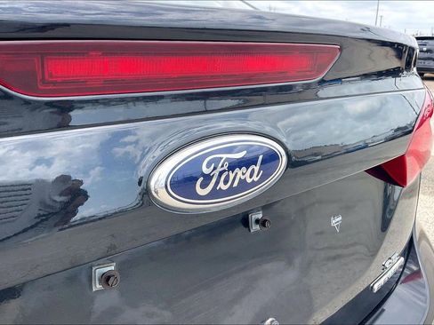 Used 2014 Ford Focus SE FWD image 26