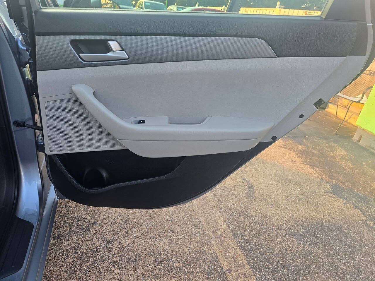 Used 2016 Hyundai Sonata SE FWD image 20