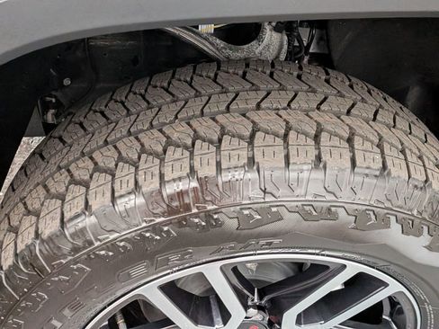 Certified 2025 GMC Sierra 1500 AT4 w/ Technology Package image 13