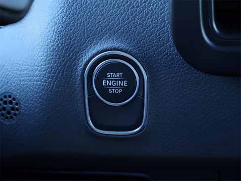 Used 2024 Mercedes-Benz Sprinter 3500 image 37