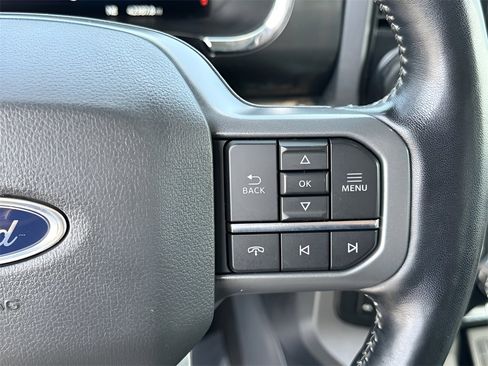 Used 2022 Ford F150 Lariat w/ Equipment Group 502A High image 16