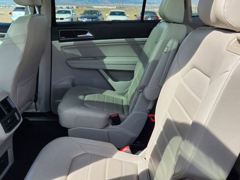 Used 2019 Volkswagen Atlas SEL Premium image 10