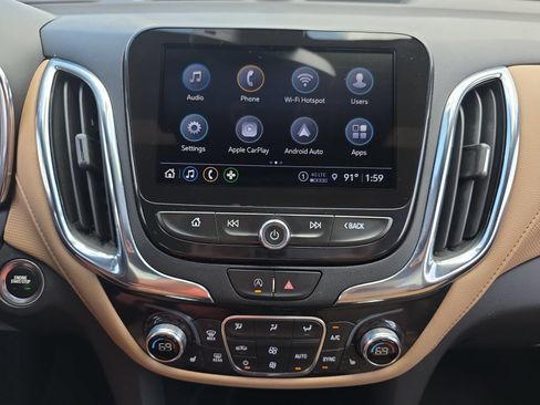 Used 2023 Chevrolet Equinox Premier FWD image 22