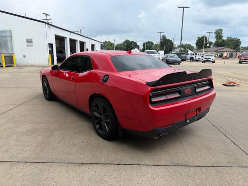 Used 2019 Dodge Challenger R/T Scat Pack w/ Driver Convenience Group RWD image 27