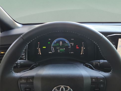 Certified 2025 Toyota Camry SE w/ Multimedia Upgrade Package FWD image 16