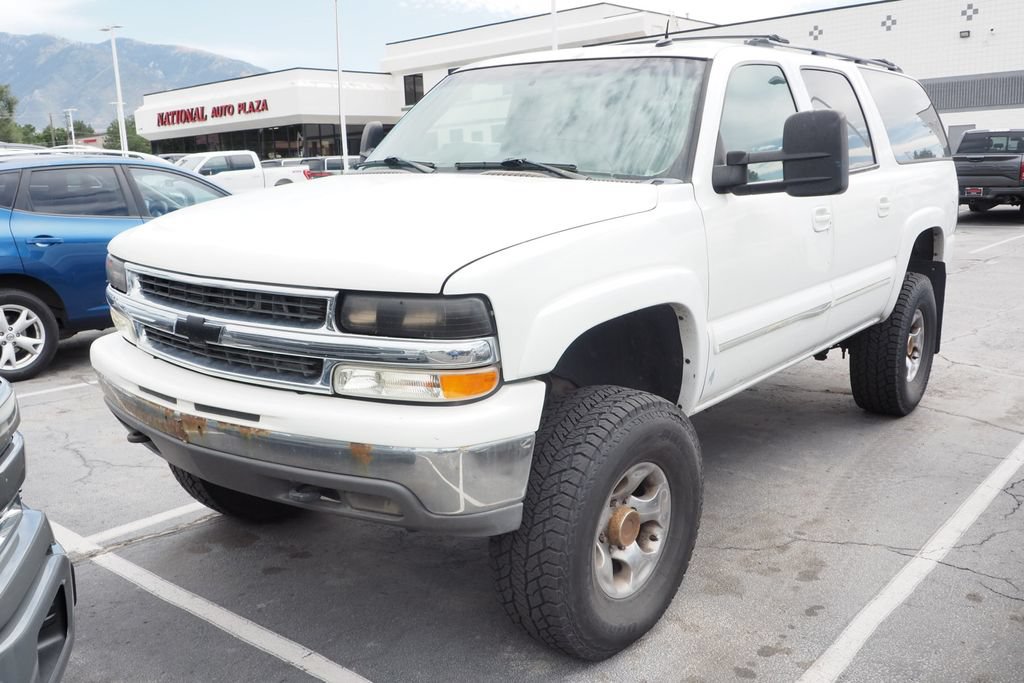 Used 2002 Chevrolet Suburban 2500 LT AWD/4WD image 1