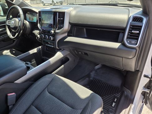 Used 2019 RAM 1500 Big Horn AWD/4WD image 13