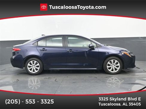 Used 2025 Toyota Corolla LE w/ Convenience Package image 1
