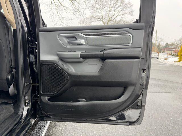 Used 2020 RAM 1500 Big Horn AWD/4WD image 18