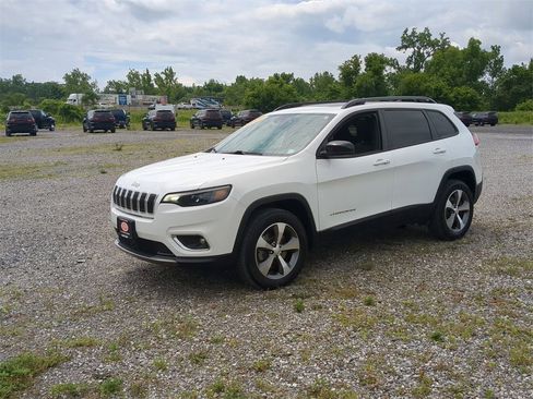 Used 2022 Jeep Cherokee Limited image 7