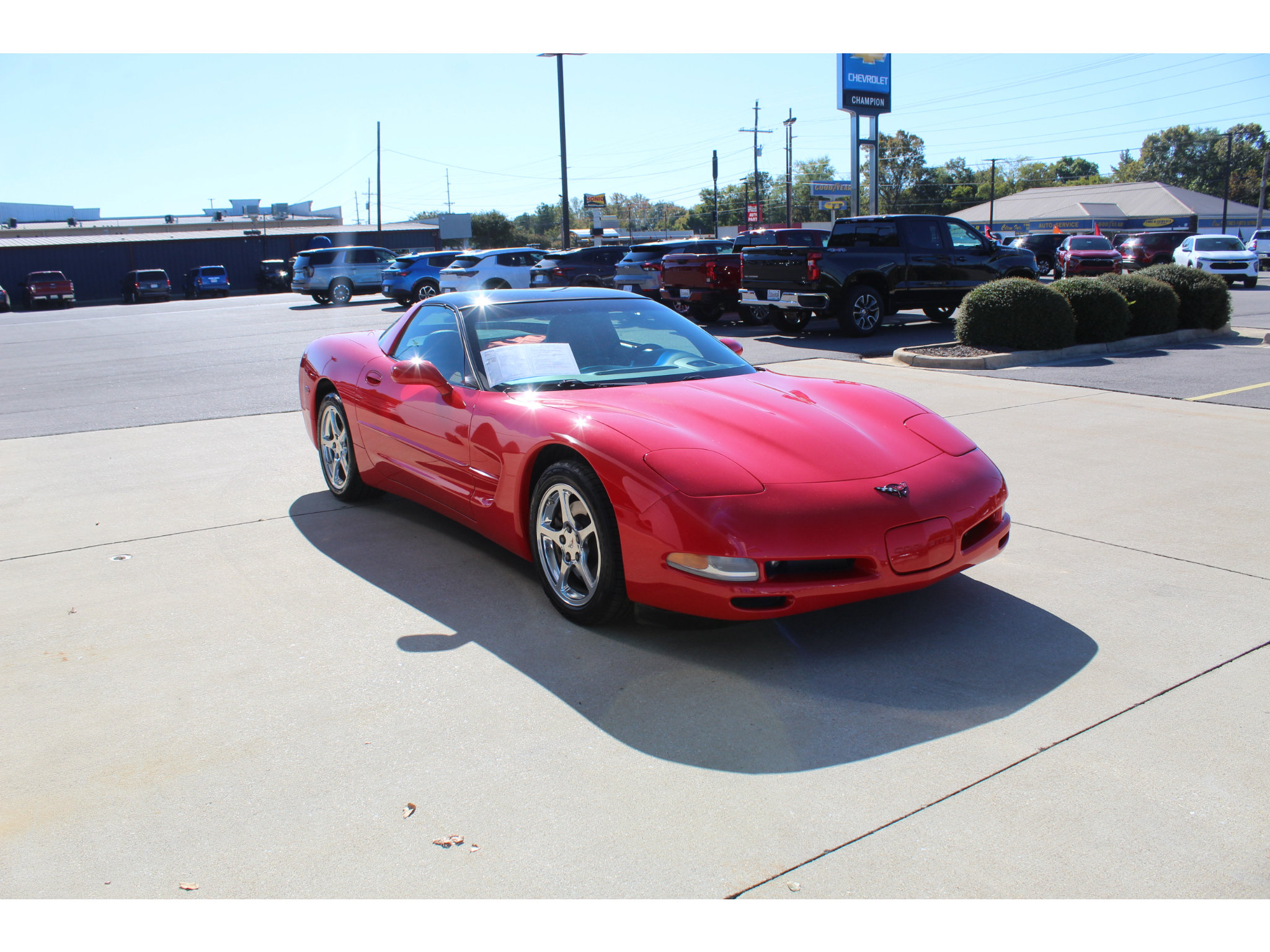 Used 2002 Chevrolet Corvette Coupe w/ Preferred Equipment Group2 RWD image 4