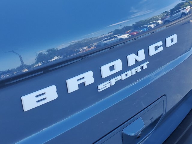 New 2026 Ford Bronco Sport Outer Banks w/ Elevation Graphic Package AWD/4WD image 5
