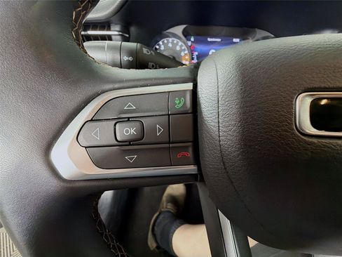 Used 2022 Jeep Compass Limited AWD/4WD image 39