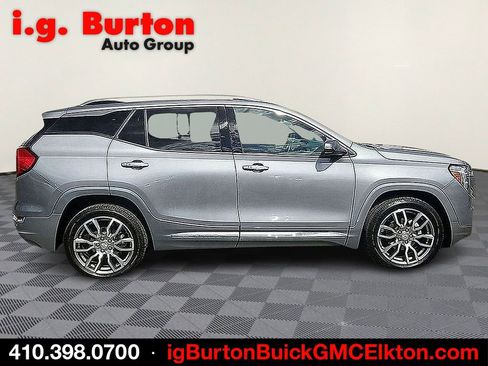Used 2023 GMC Terrain Denali AWD/4WD image 7