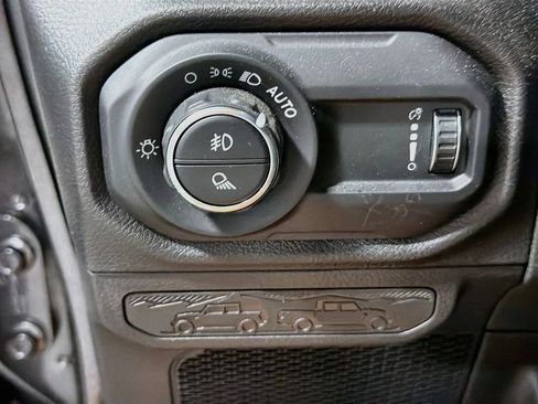 Used 2024 Jeep Gladiator Sport AWD/4WD image 22
