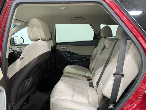 Used 2017 Hyundai Santa Fe SE image 27