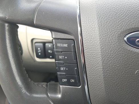 Used 2012 Ford Taurus Limited image 39