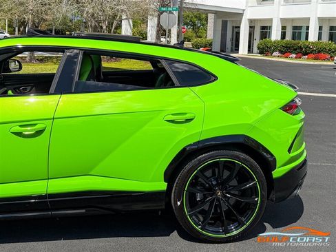 Used 2021 Lamborghini Urus AWD/4WD image 50