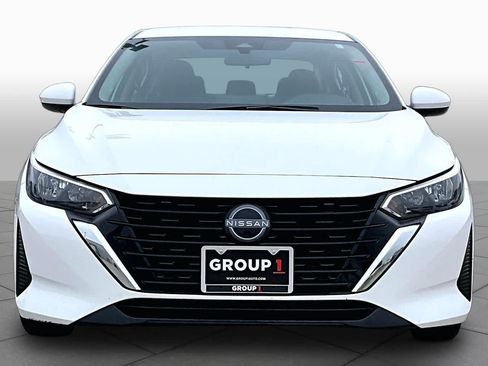 Used 2024 Nissan Sentra SV FWD image 4