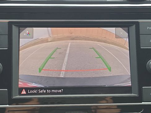 Used 2023 Volkswagen Tiguan S image 14