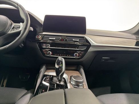 Certified 2023 BMW 540i xDrive w/ M Sport Package image 35