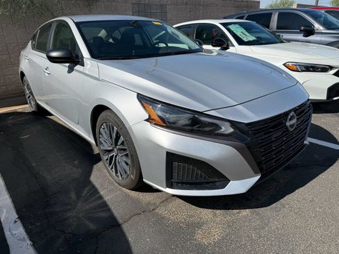 Used 2026 Nissan Altima 2.5 SV FWD image 5
