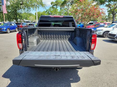 Used 2024 GMC Sierra 1500 Elevation AWD/4WD image 9