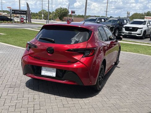 Used 2023 Toyota Corolla SE FWD image 5