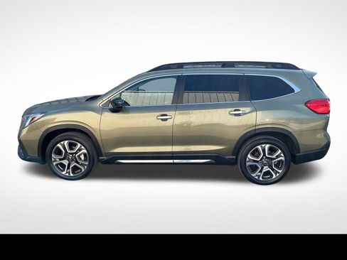 Used 2026 Subaru Ascent Touring AWD/4WD image 2