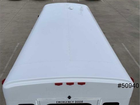 Used 2017 Chevrolet Express 3500 Cutaway Van w/ School Bus Package image 8