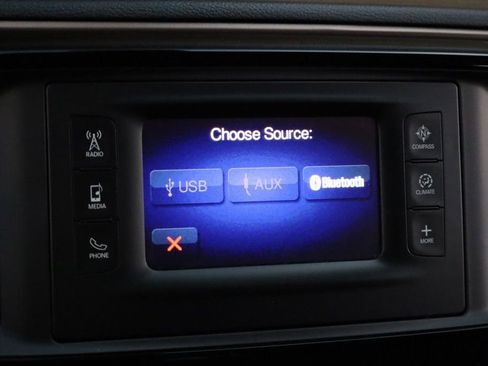 Used 2017 Chrysler Pacifica LX w/ Tire & Wheel Group image 33