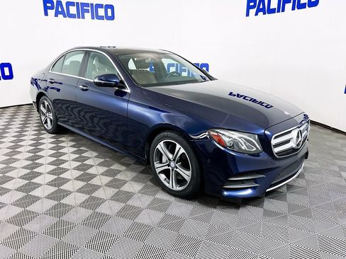 Used 2017 Mercedes-Benz E 300 4MATIC image 1