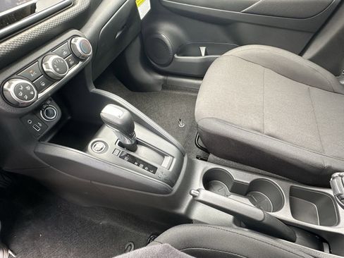 New 2025 Nissan Kicks Play S image 10