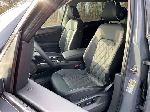 New 2026 Volkswagen Atlas SEL Premium R-Line image 10