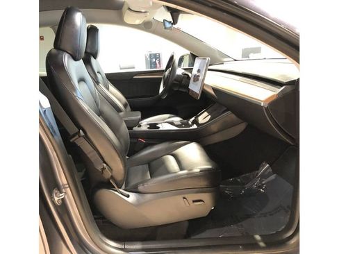 Used 2023 Tesla Model Y Long Range image 23