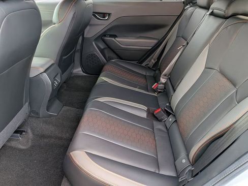 Certified 2025 Subaru Crosstrek 2.5i Limited image 34