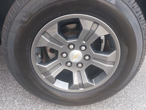 Used 2015 Chevrolet Tahoe LT AWD/4WD image 35