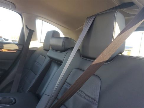 Certified 2021 Honda CR-V Touring image 32