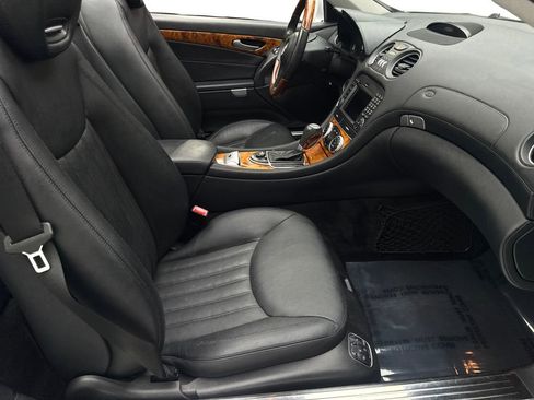 Used 2009 Mercedes-Benz SL 550 image 43