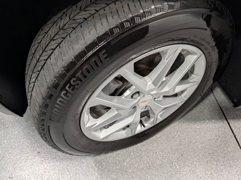 Certified 2024 Chevrolet Equinox LT AWD/4WD image 9