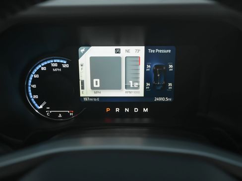 Used 2023 Ford Bronco Wildtrak image 9